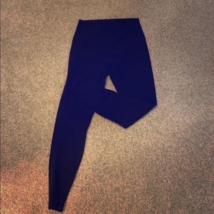 Lulu Lemon Black leggings 28” inseam high waisted